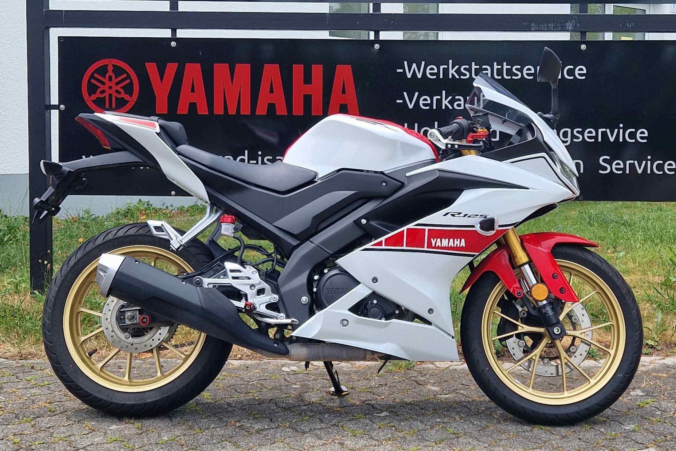 R125-EXPoinariu.jpg